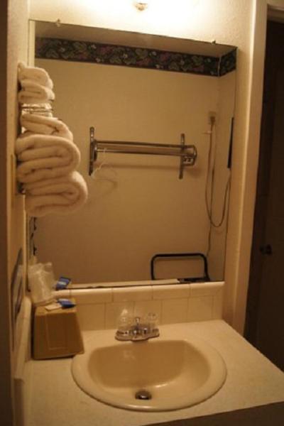 Budget Inn ウェーコ 部屋 写真